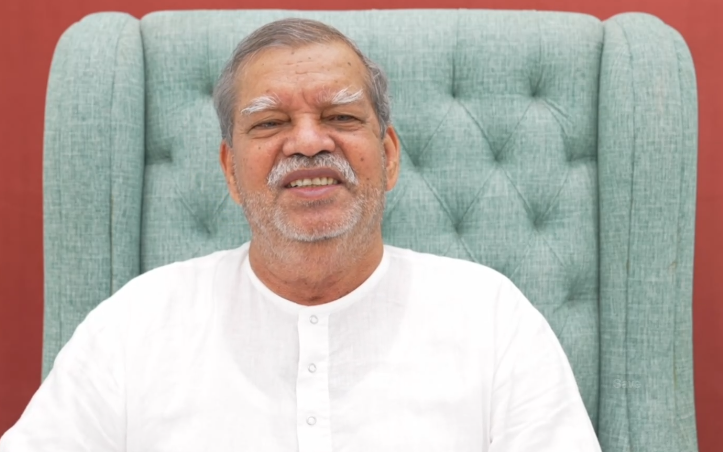 Sadguru Madhu Paramhans of  