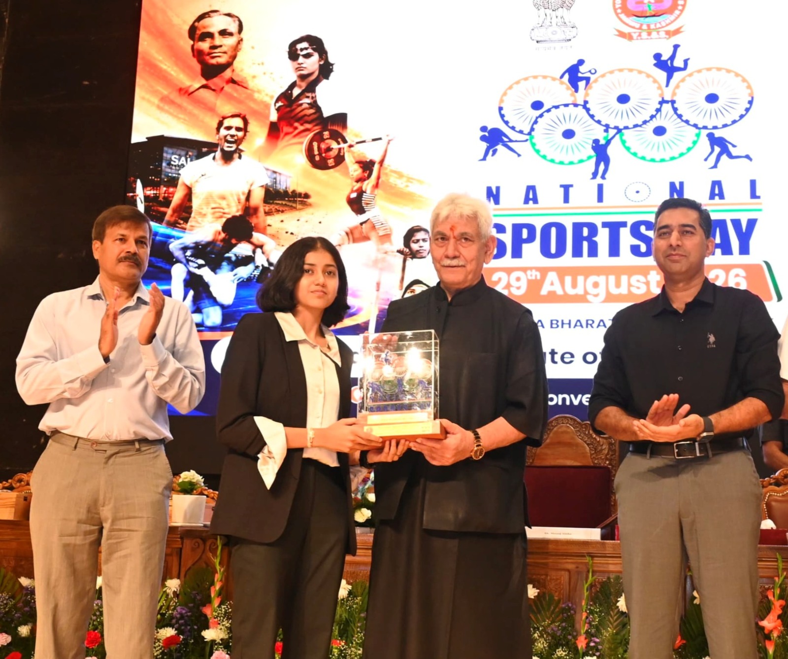 'LG attends National Sports Day function; pays tributes to Major Dhyan Chand'