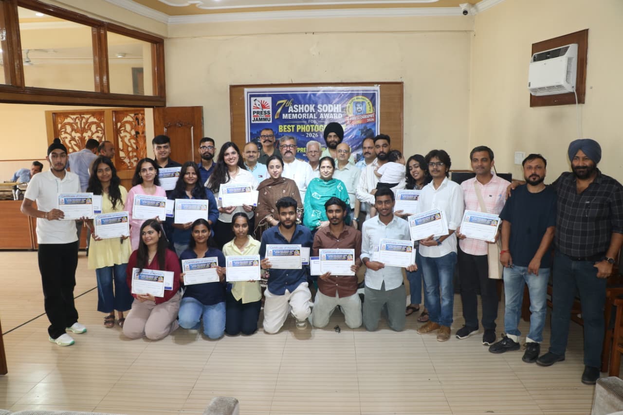 'Press Club Jammu honours best photographers, recalls Martyr Ashok Sodhi's legacy'