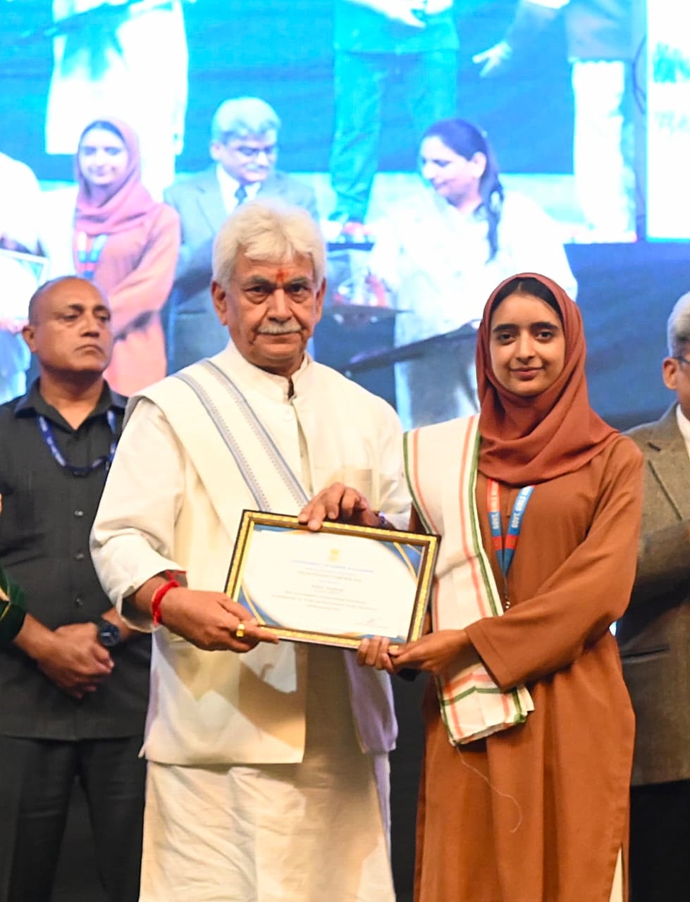 'LG attends Gandhi Jayanti celebration, says Pujya Bapu gave India a new way of thinking'
