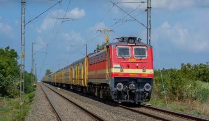 'Two trains cancelled for 15 days due to track maintenance work in Kashmir Valley'