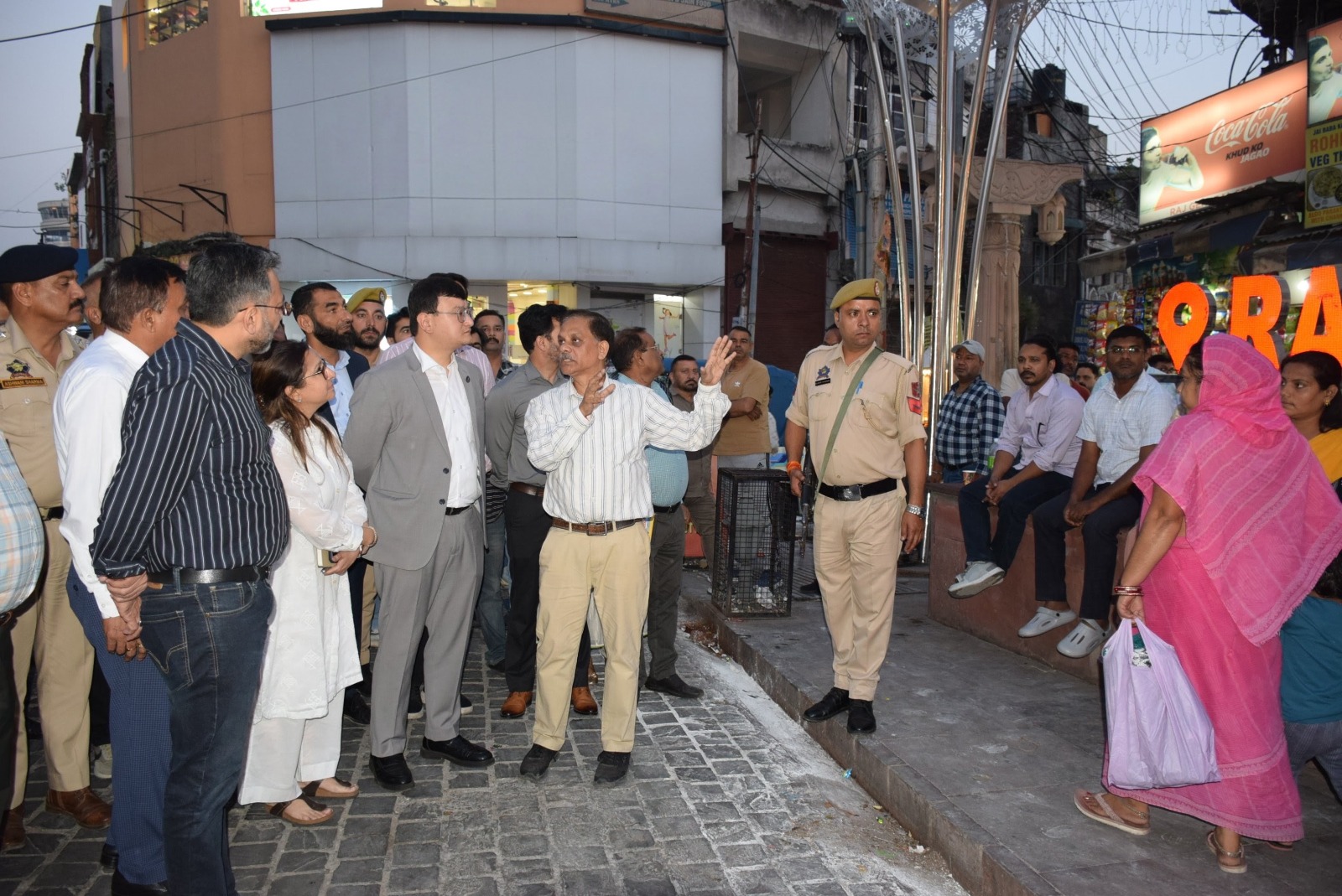 'DC Jammu inspects old city bazaars ahead of festive season'