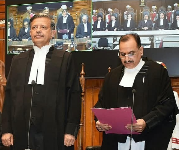 'Yash Paul Bourney sworn in as Judge of High Court of J&K and Ladakh'